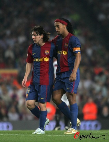 繁的对抗中 繁的对抗中