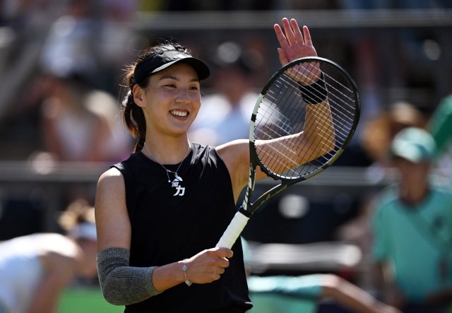 缺席给球队 缺席给球队